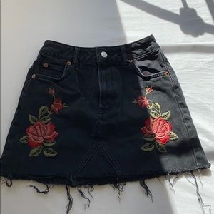 topshop moto mini skirt flower embroidery